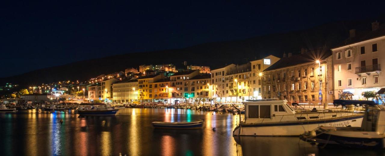 Apartments With A Parking Space Senj - 5571 Экстерьер фото