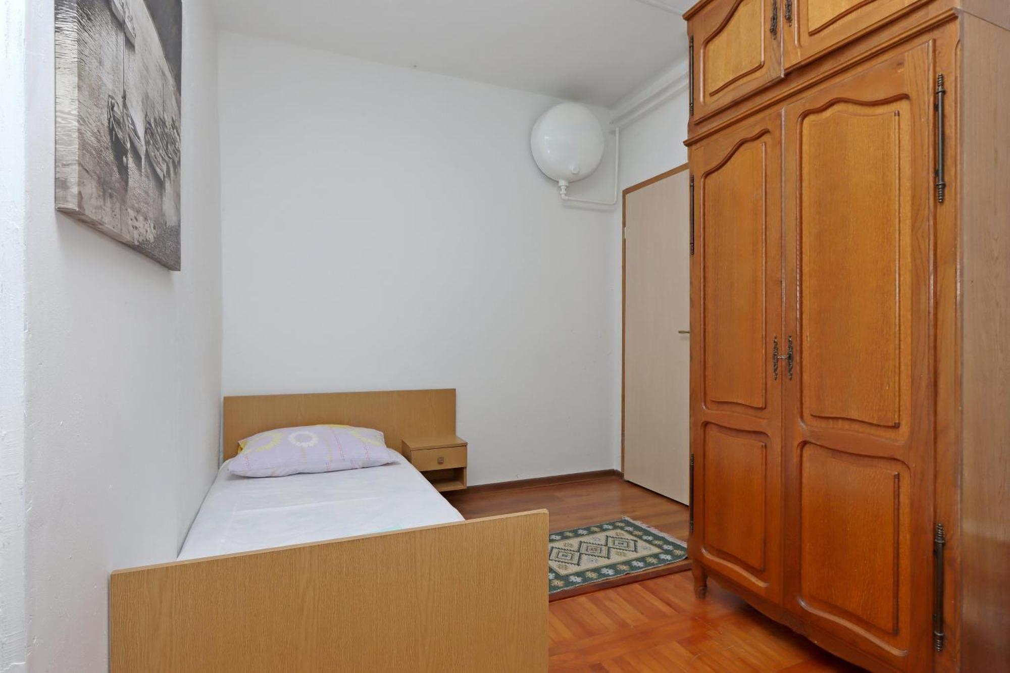 Apartments With A Parking Space Senj - 5571 Номер фото